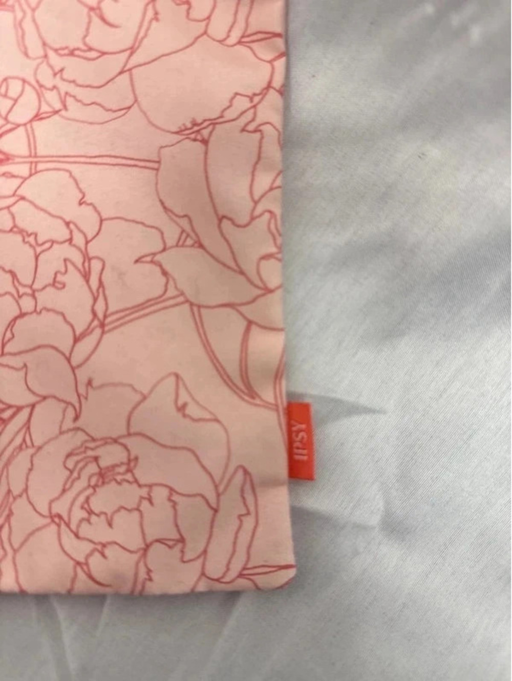 Ipsy drawstring bag - Picture 2 of 4